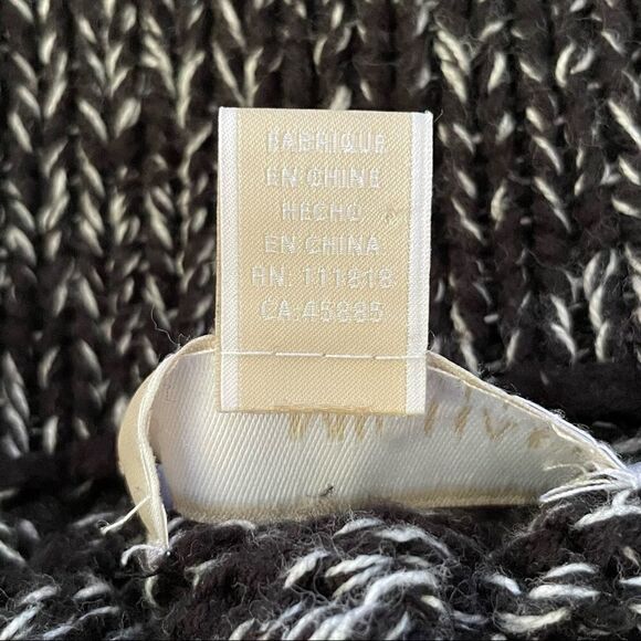 Michael Kors ~ Black and White Sweater Poncho ~ Cotton Blend ~ size Med - Picture 8 of 9